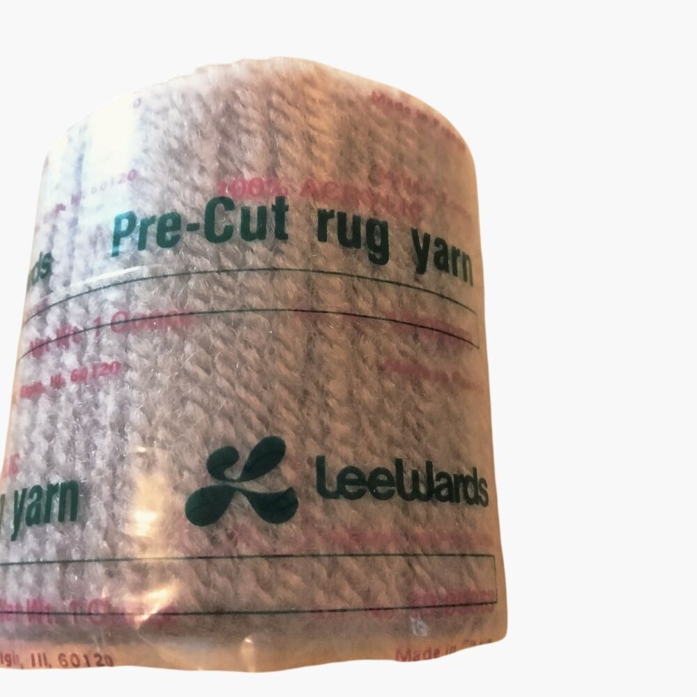 Leewards Pre Cut Rug Yarn Tan Acrylic Hook Latch France
